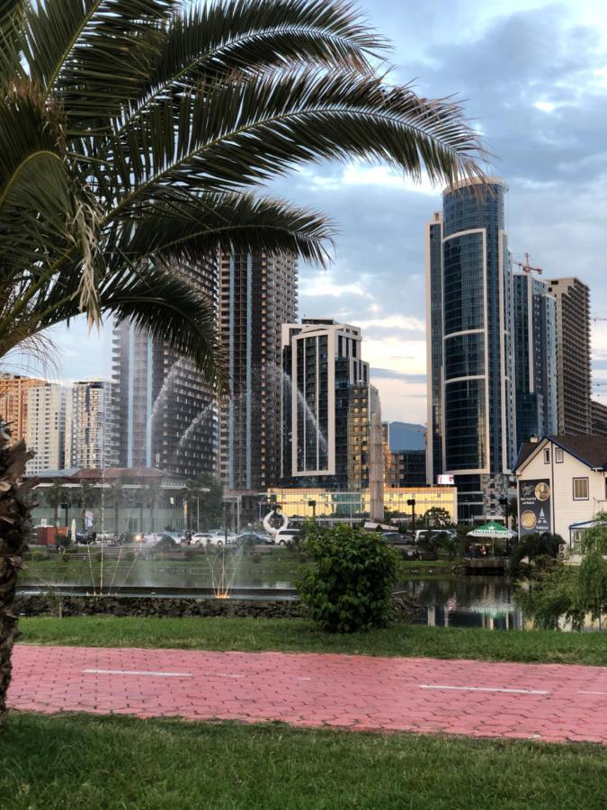 Апартамент У Моря Batumi Zewnętrze zdjęcie